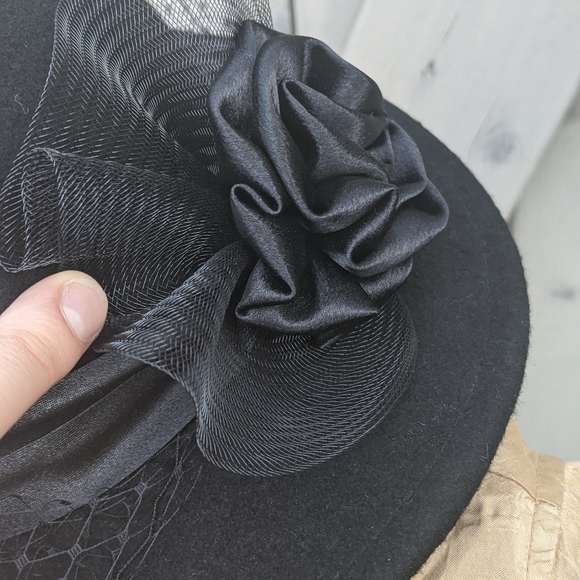Wool hat veil & flower - vintage one of a kind - Picture 6 of 14